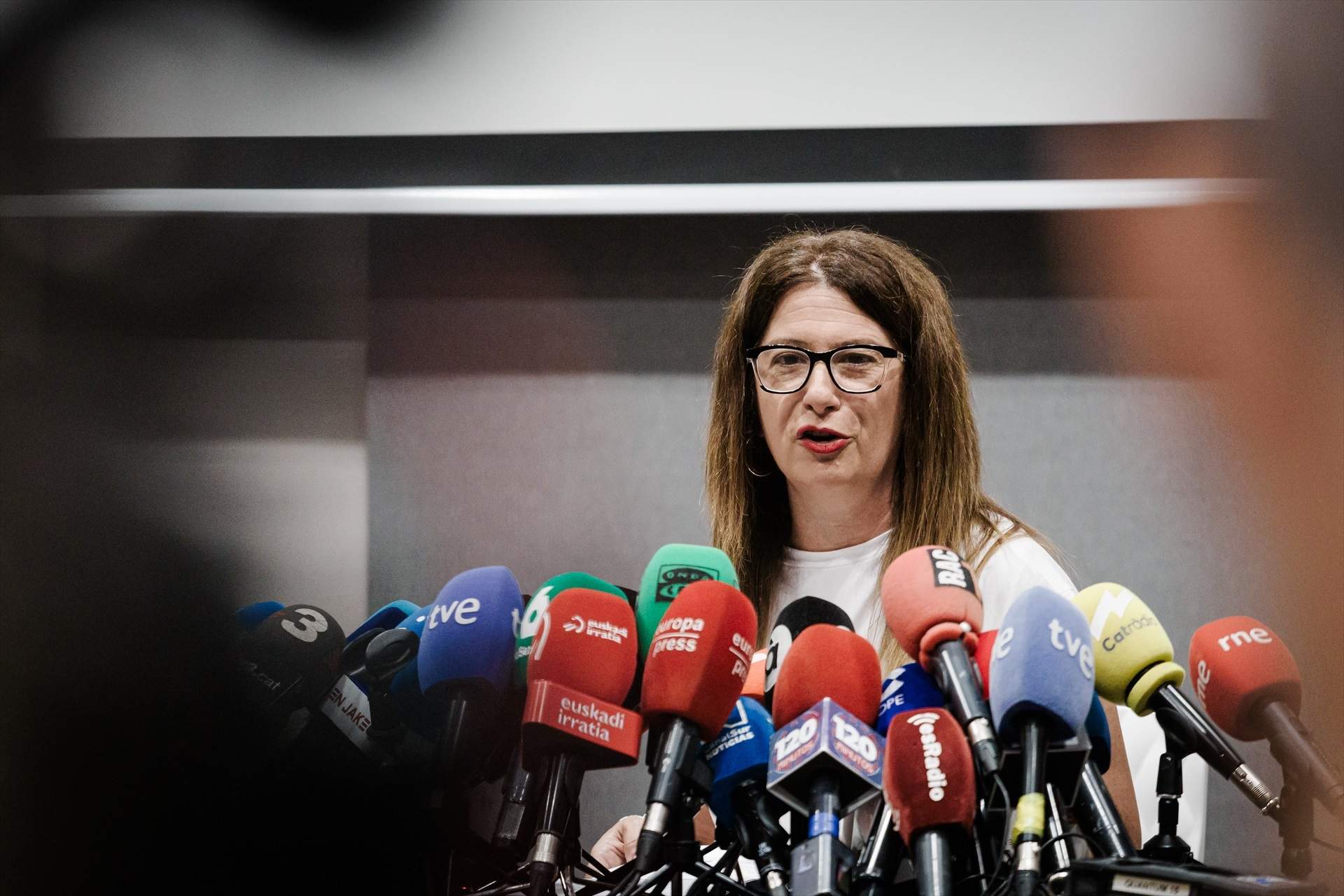 Les noves revelacions de Leire Díez: l’USB a Ferraz, un precontracte per al llibre, “boles” i Aldama