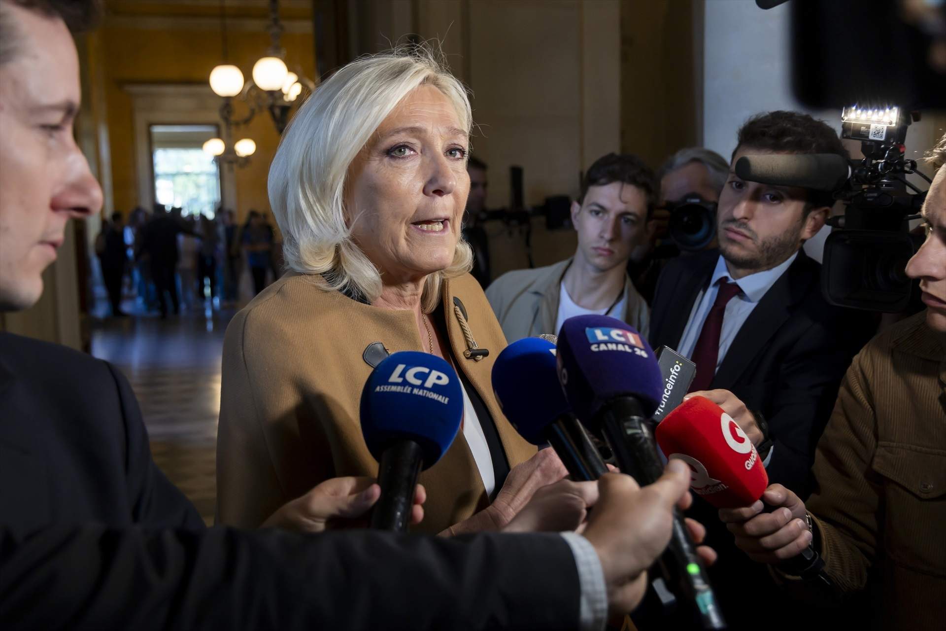 La justícia francesa ratifica la pèrdua de l'escó de Le Pen i en manté la inhabilitació durant cinc anys
