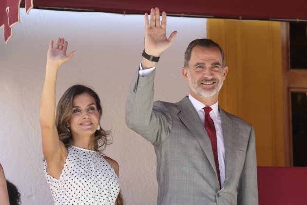 felip y leticia saludando GTRES