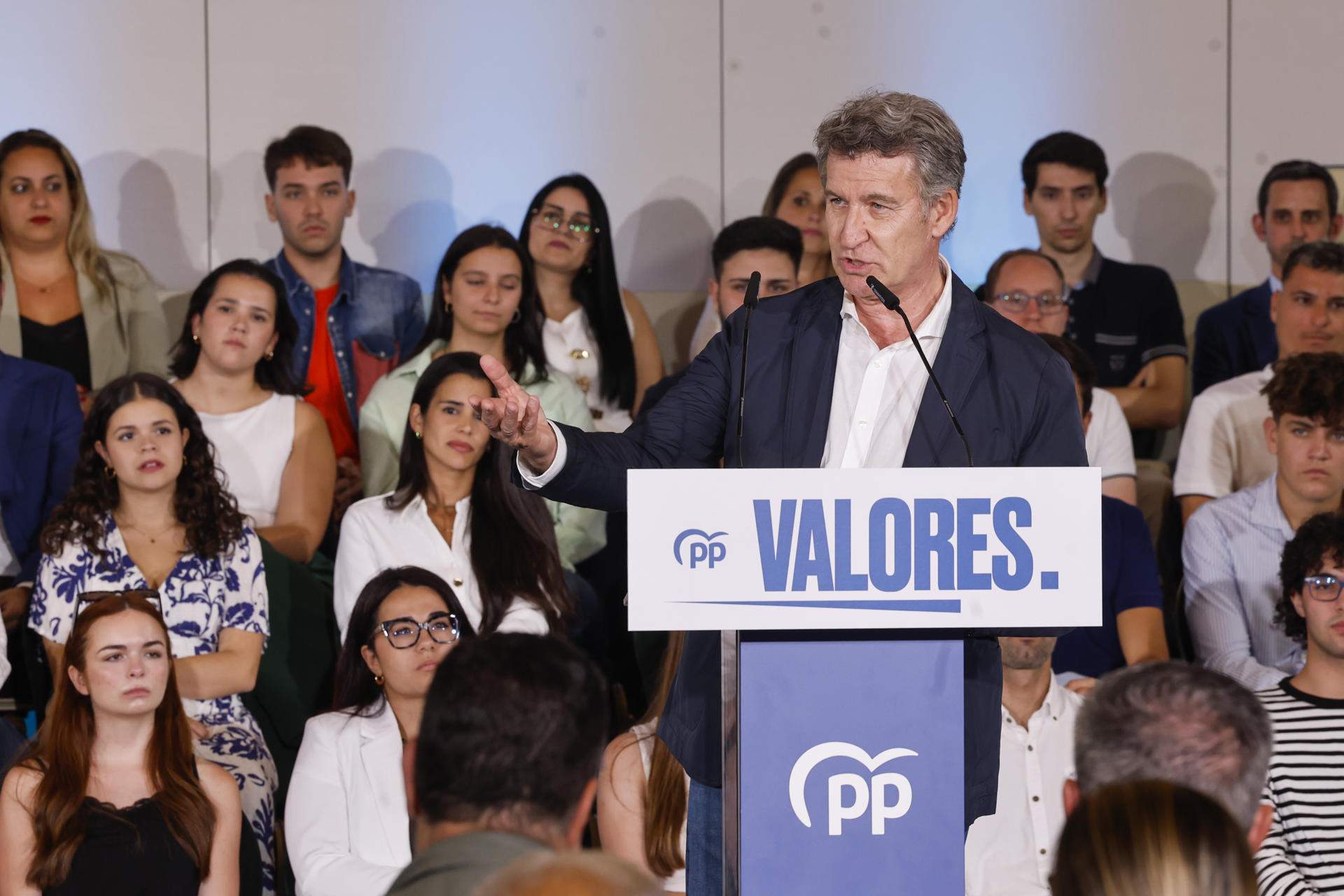 Feijóo crida a manifestar-se a Madrid contra un “sistema que ho ha corromput tot”