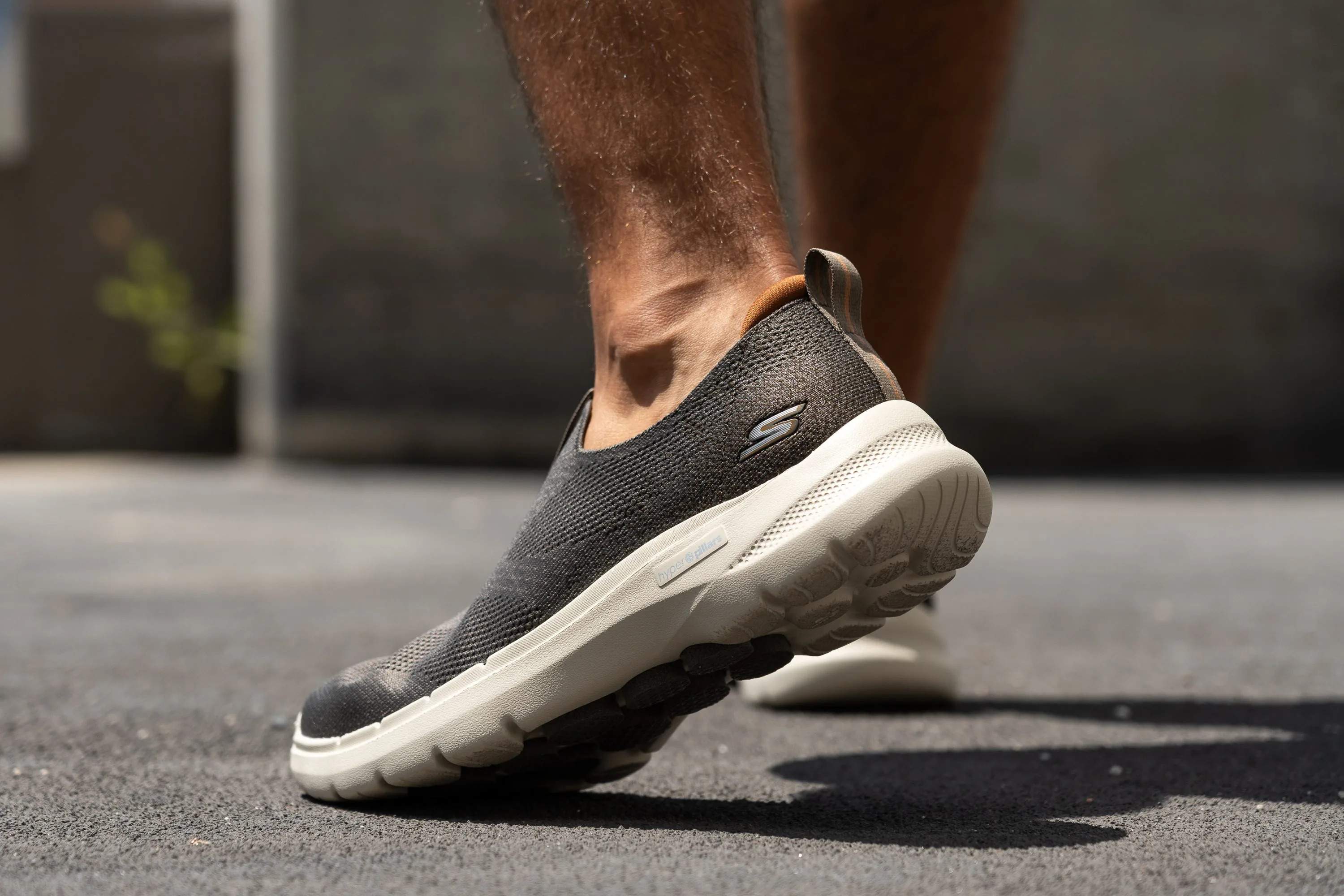 Les sabatilles Skechers més còmodes per caminar llargues distàncies sense esforç