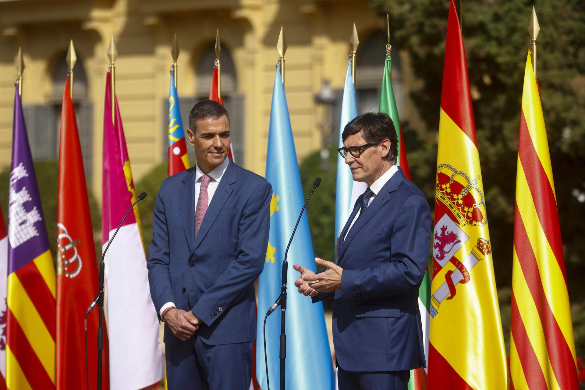 Illa reclama "seny" al PP en la conferència de presidents i Sánchez envia un missatge a Ayuso pel català