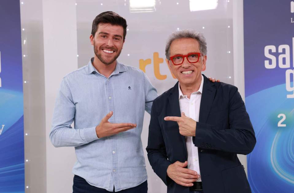 U584393 010 U584393 010