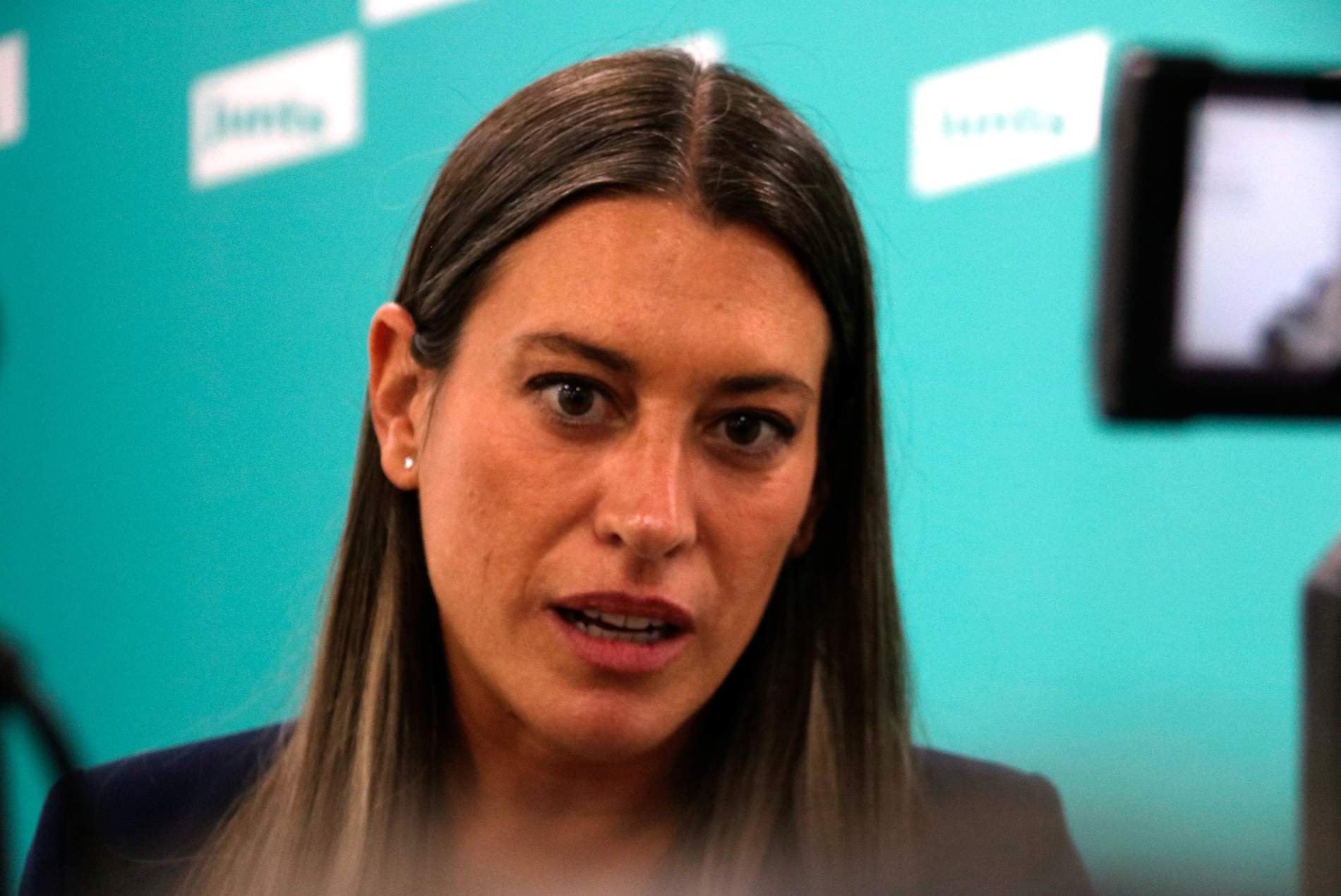 Míriam Nogueras reclama a Salvador Illa que no demani “perdó per ser català” i faci “callar” Ayuso