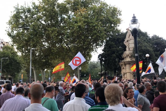 banderes extremadreta mani ciutadella Nicolas tomás