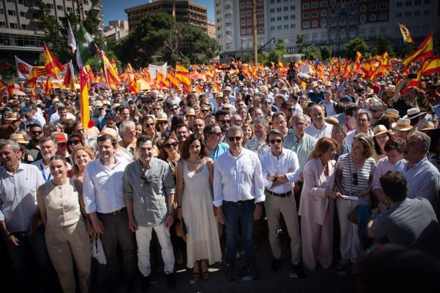 Feijóo, Ayuso, Moreno, Mañueco, Aznar, Prohens concentració 8 juny Europa pres Feijóo, Ayuso, Moreno, Mañueco, Aznar, Prohens concentració 8 juny Europa pres