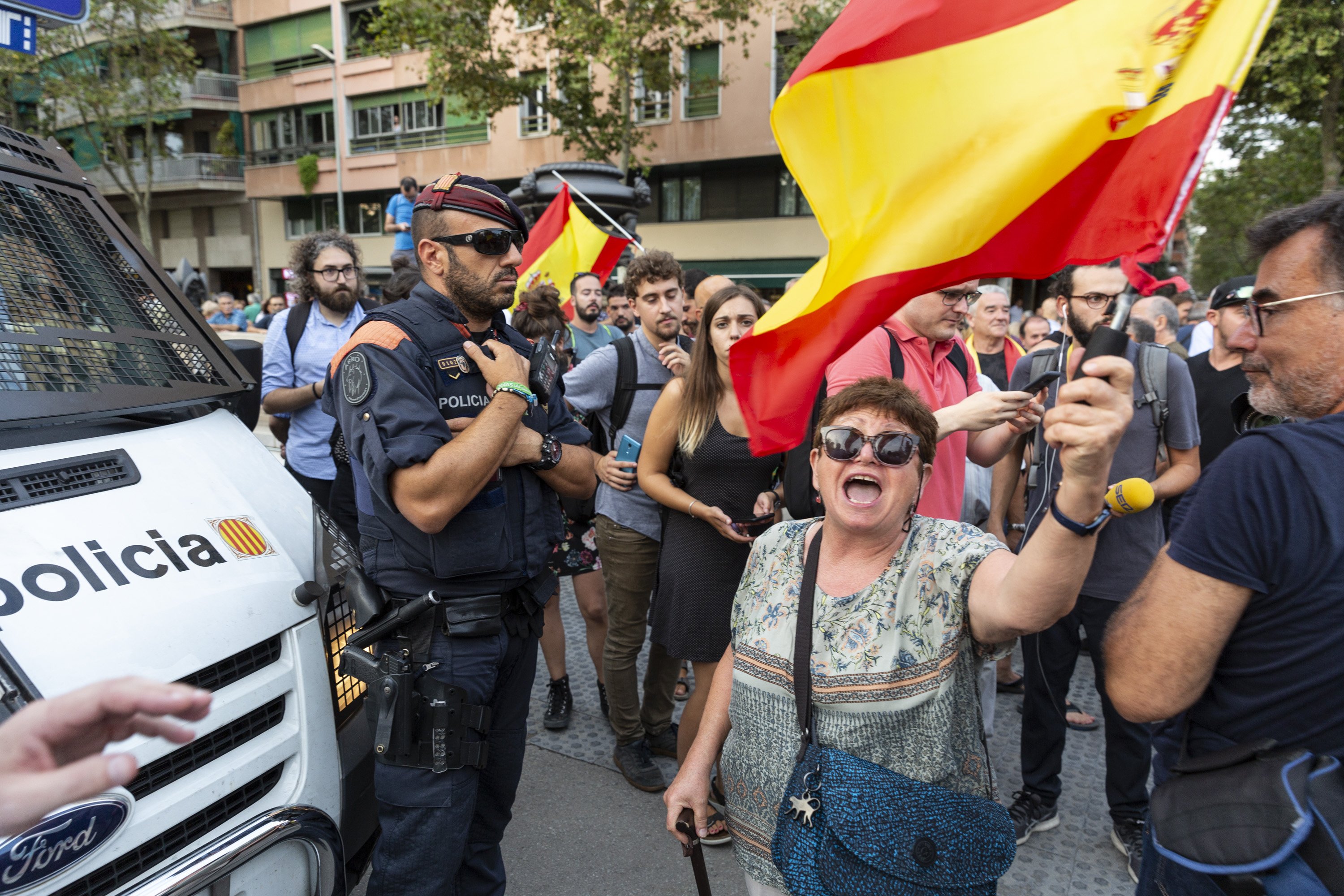 El españolismo se vuelve a movilizar un año después del 8 de octubre