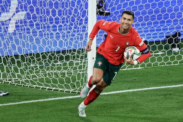 Cristiano Ronaldo gol final Nations League / Foto: EFE Cristiano Ronaldo gol final Nations League / Foto: EFE