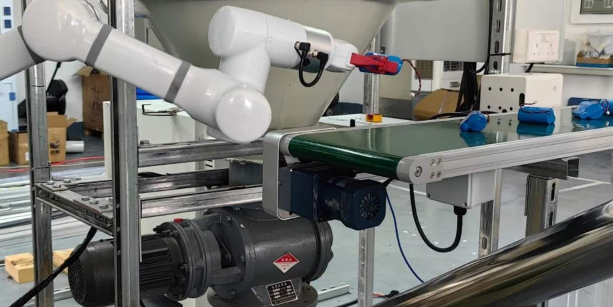 Imatge de la línia de processat robòtica d'Achelous Pure Metals per a bateries de liti Imatge de la línia de processat robòtica d'Achelous Pure Metals per a bateries de liti