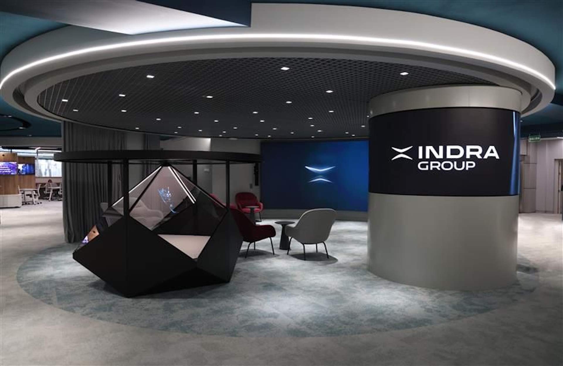 CaixaBank recomana comprar Indra i li dona un potencial del 35%