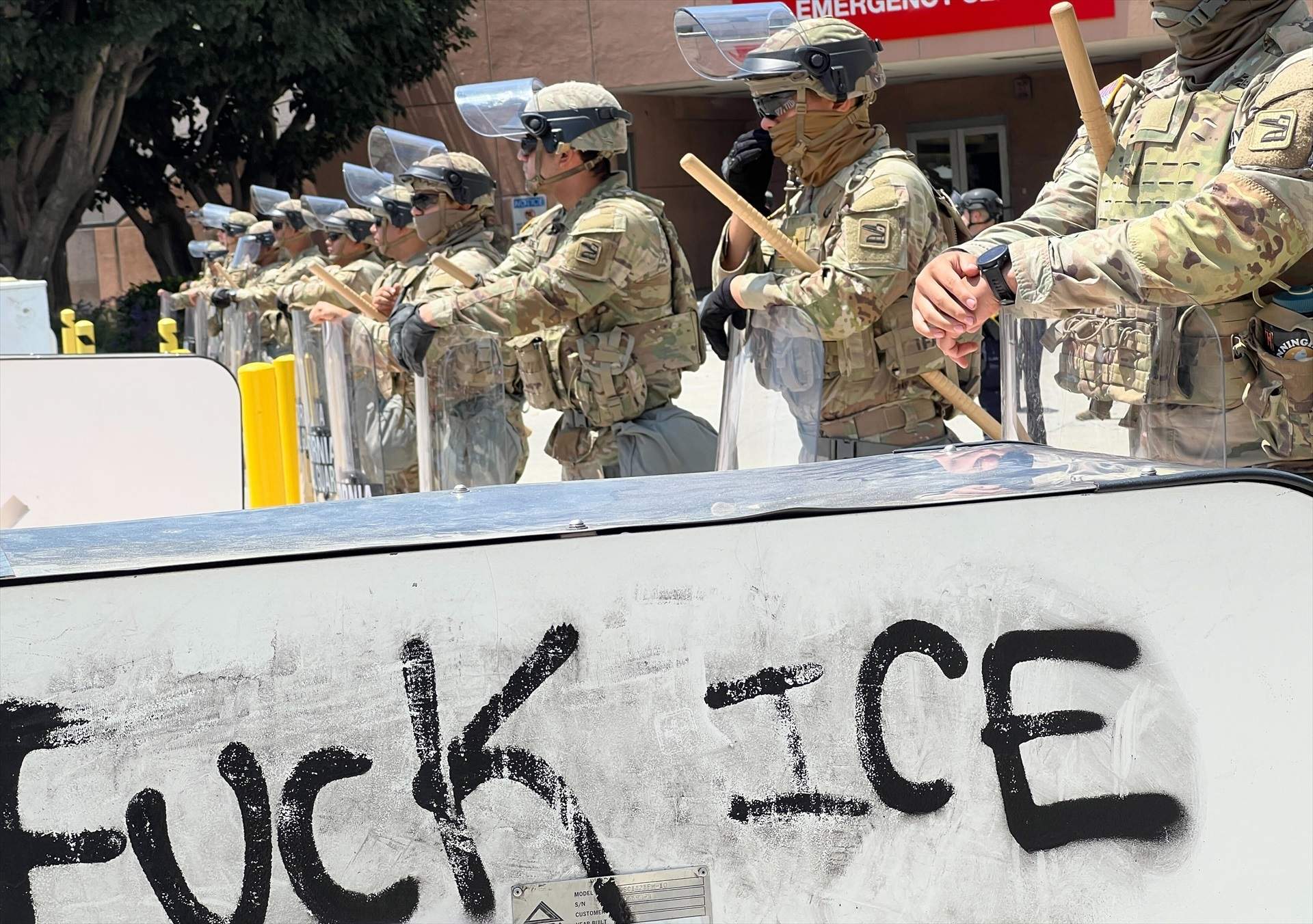 Califòrnia demana a un tribunal federal que bloquegi el desplegament de Trump a Los Angeles