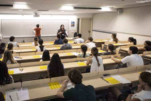 Selectivitat PAU prova acces universitat UB facultat dret 2025 / Foto: Carlos Baglietto Selectivitat PAU prova acces universitat UB facultat dret 2025 / Foto: Carlos Baglietto