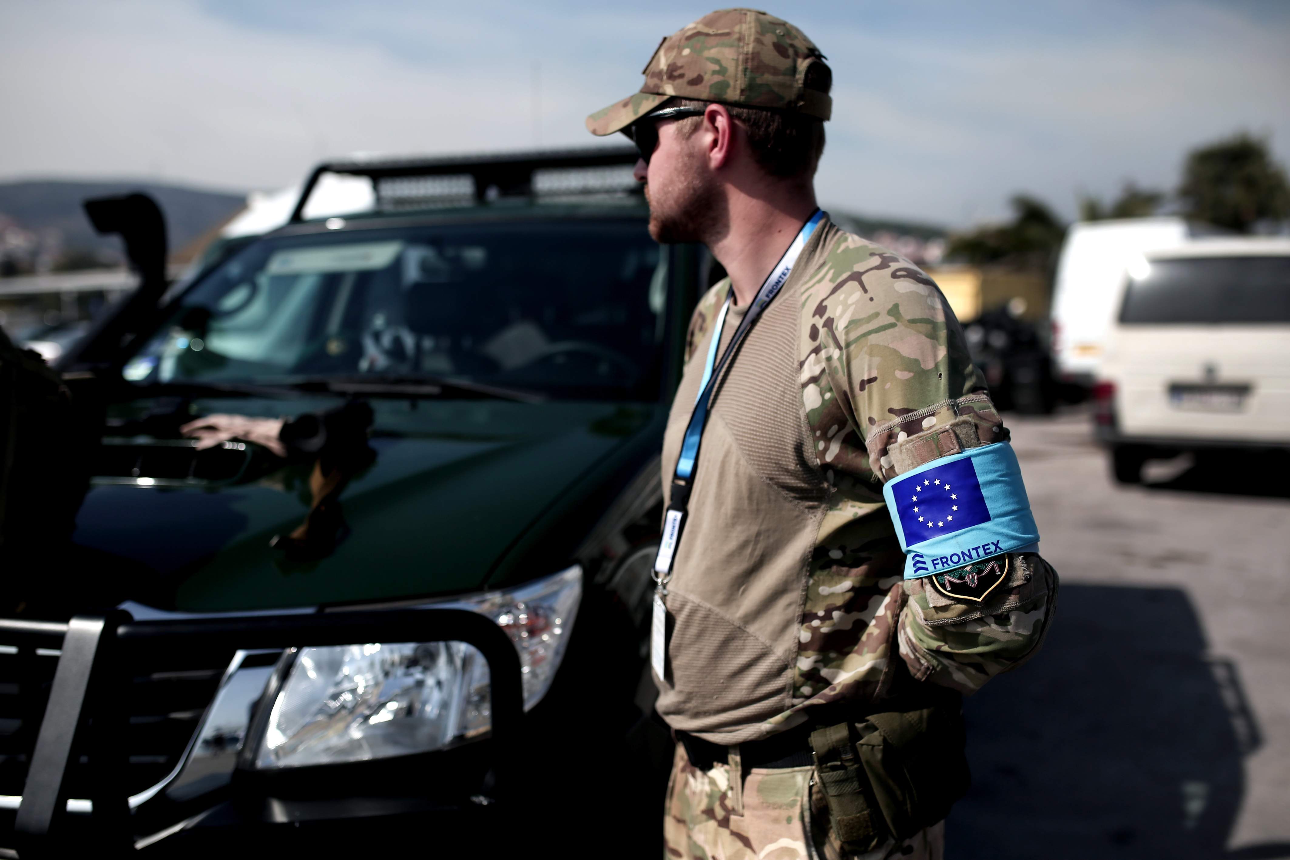La UE cierra un acuerdo histórico con Bosnia-Herzegovina para desplegar agentes fronterizos en el país