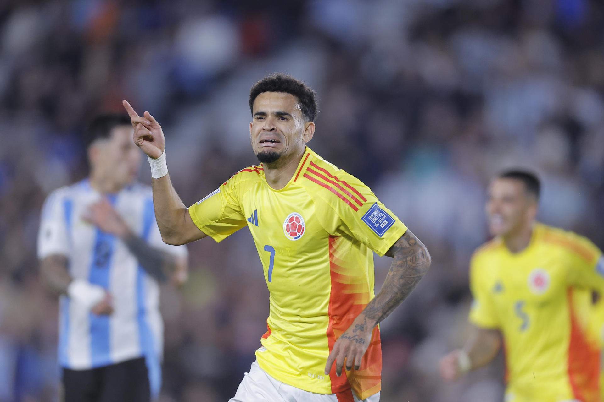 Cambio de planes de Luis Díaz: nueva oferta sobre la mesa