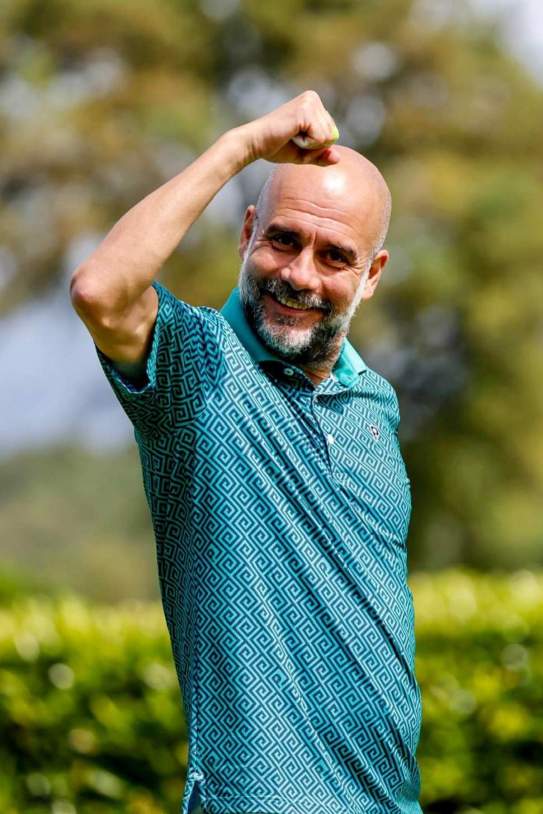 Pep Guardiola Legend Trophy Instagram Pep Guardiola Legend Trophy Instagram