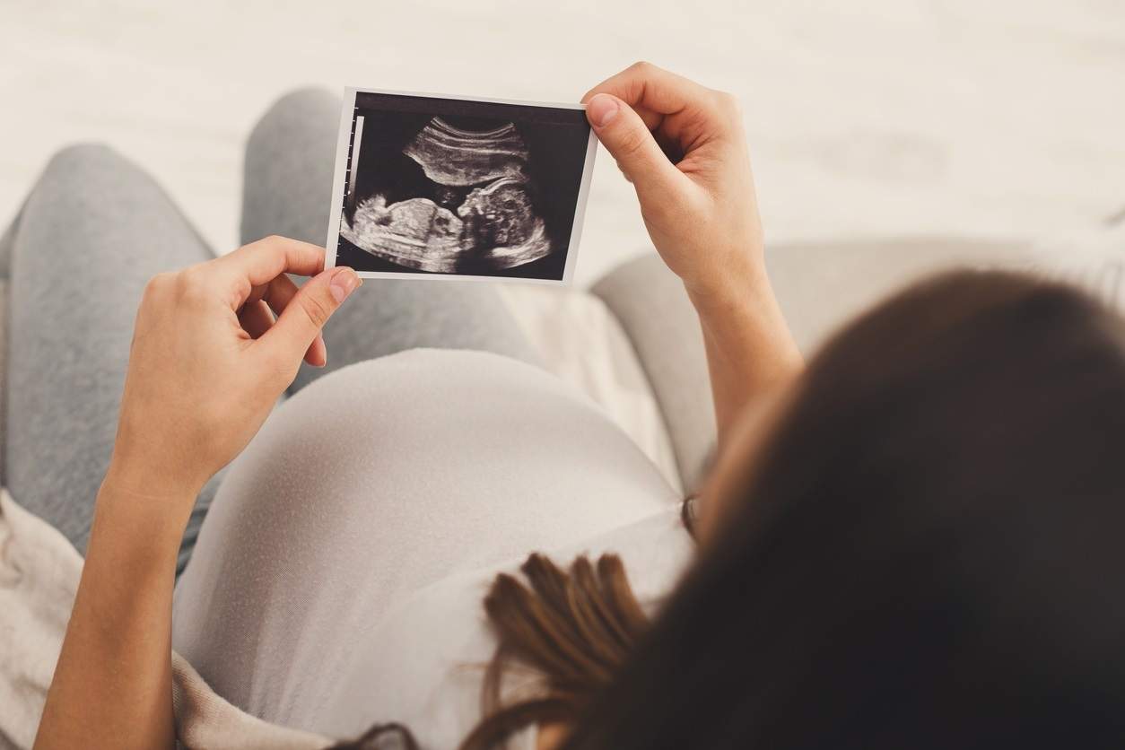 Així afecta la contaminació al desenvolupament del cervell dels fetus