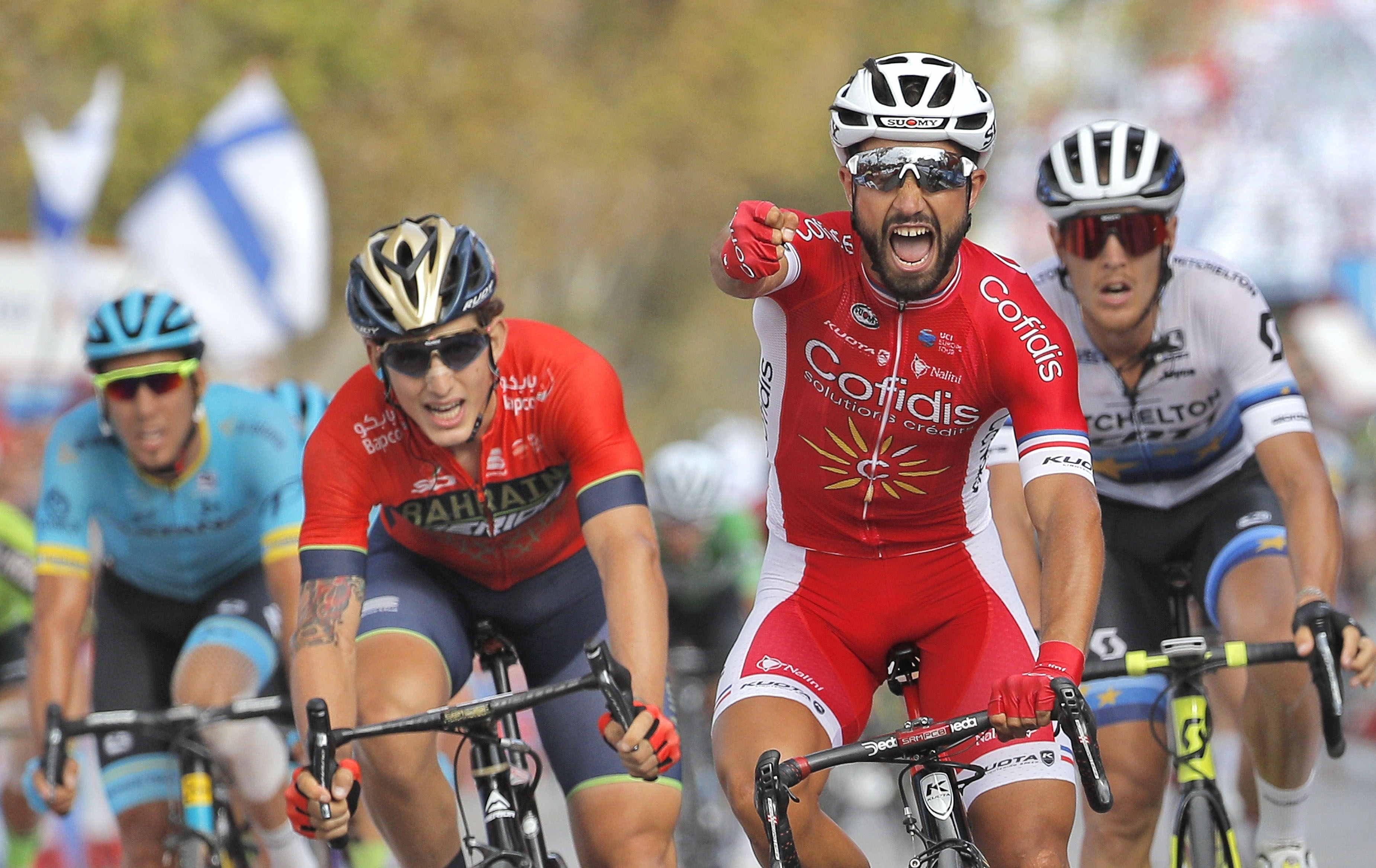 Bouhanni se impone a los favoritos