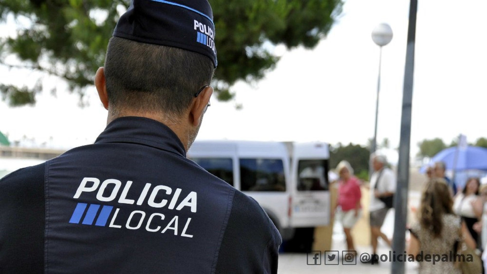 La policía de Palma retira pancartas colgadas en solidaridad con los presos