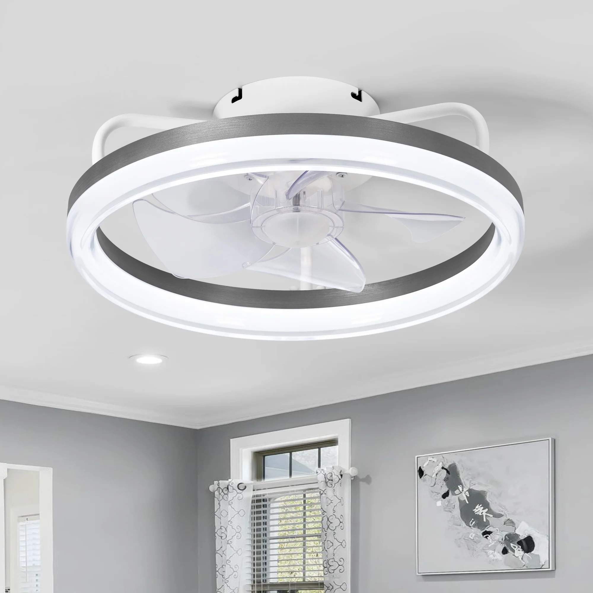 El ventilador amb llum LED i comandament a distància que molts estan triant aquest estiu