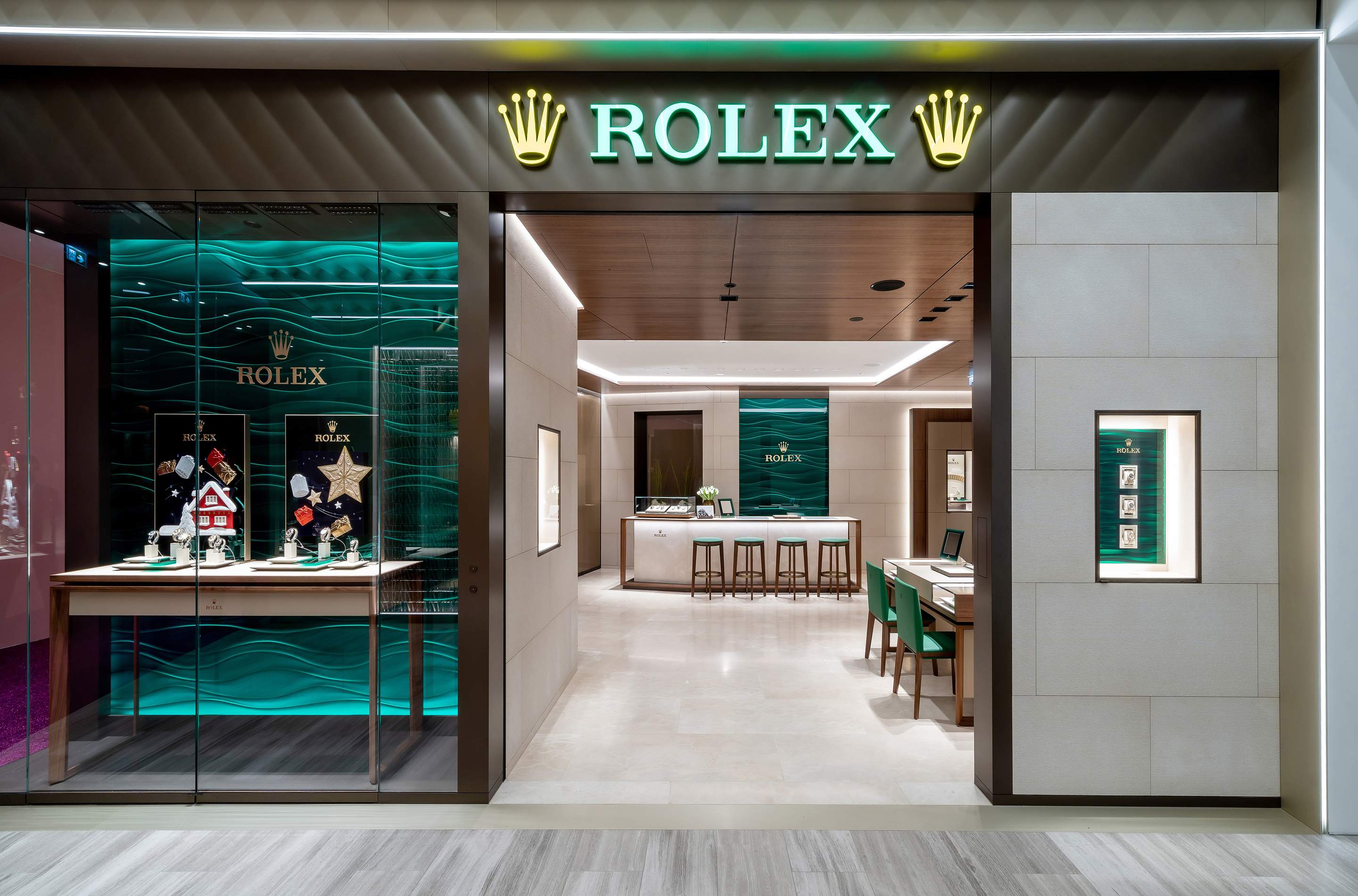 El rellotge tipus Rolex que canvia de color segons com li toca la llum