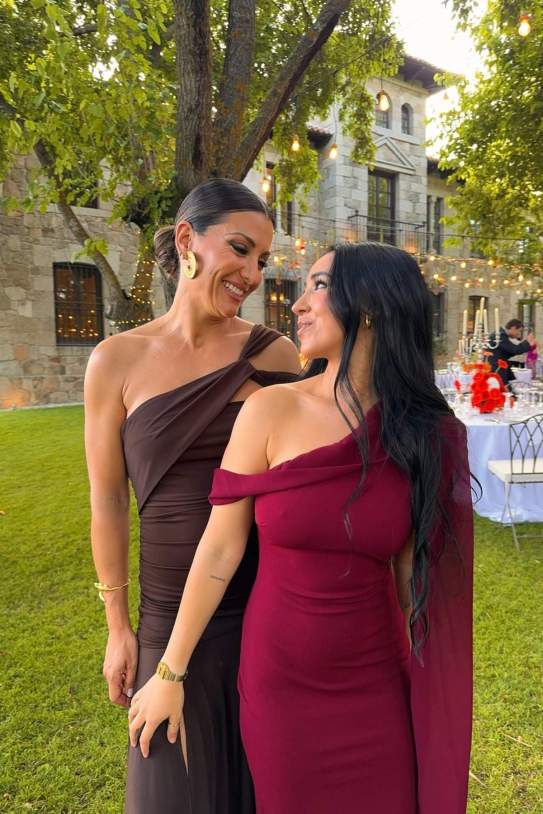 Nagore Robles i Carla Flila boda Susana Bicho Instagram Nagore Robles i Carla Flila boda Susana Bicho Instagram