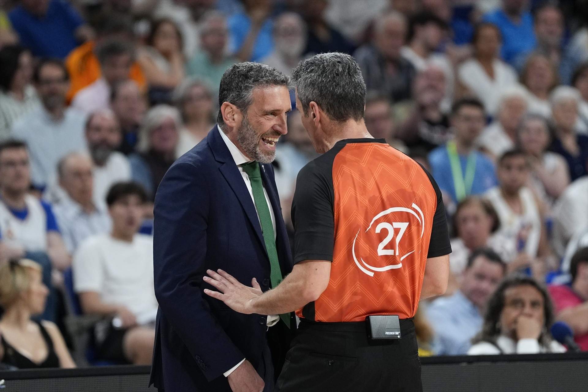 Ibon Navarro explota per l'arbitratge contra el Reial Madrid: "Em molesta el diferent tracte"