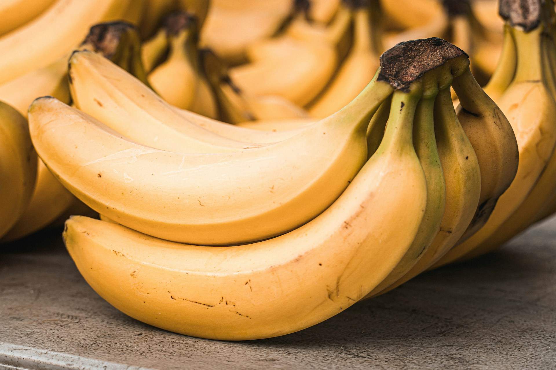 Un expert explica per què el plàtan costa més que la banana