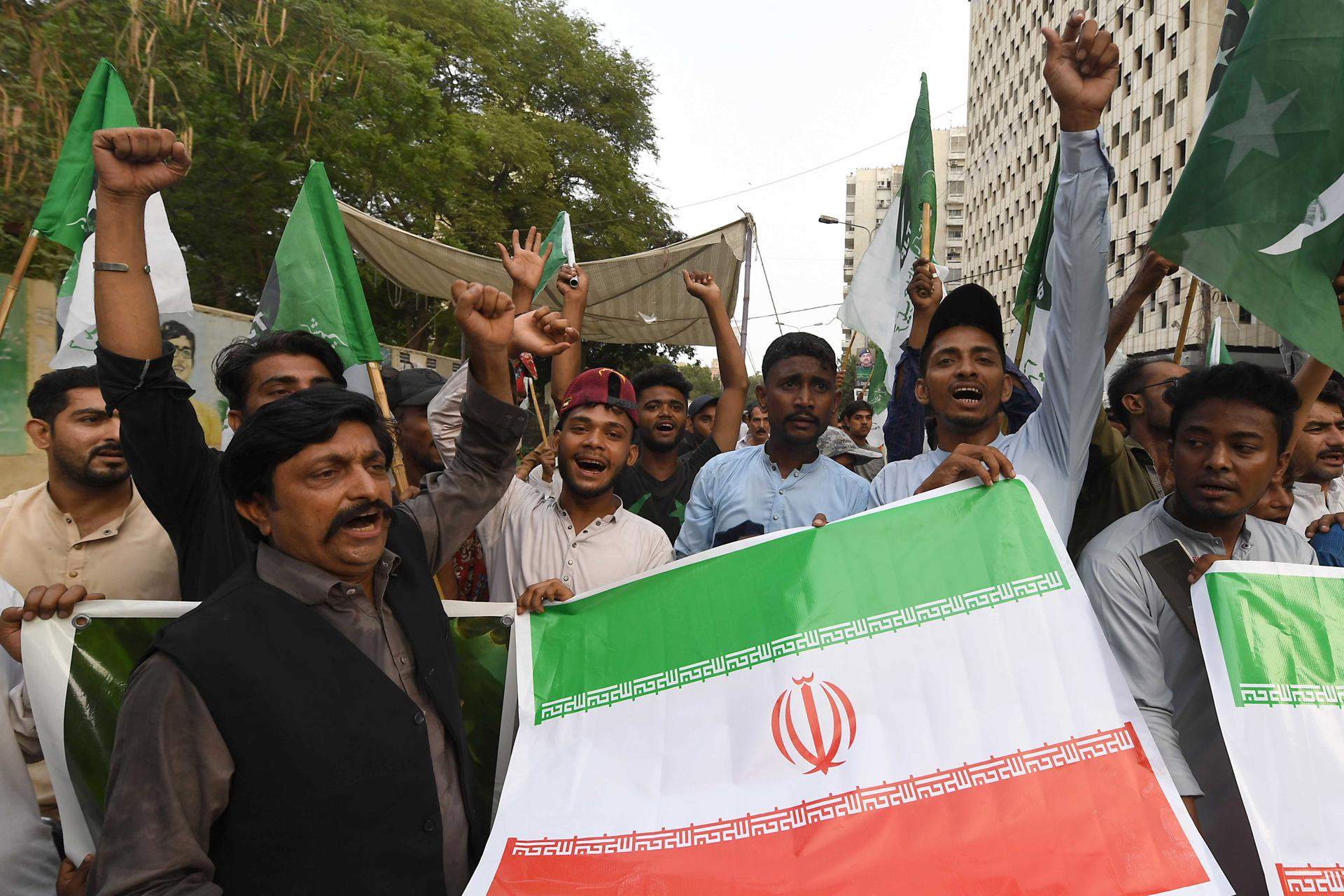El presidente de Irán hace un llamamiento al pueblo iraní a luchar unido contra Israel