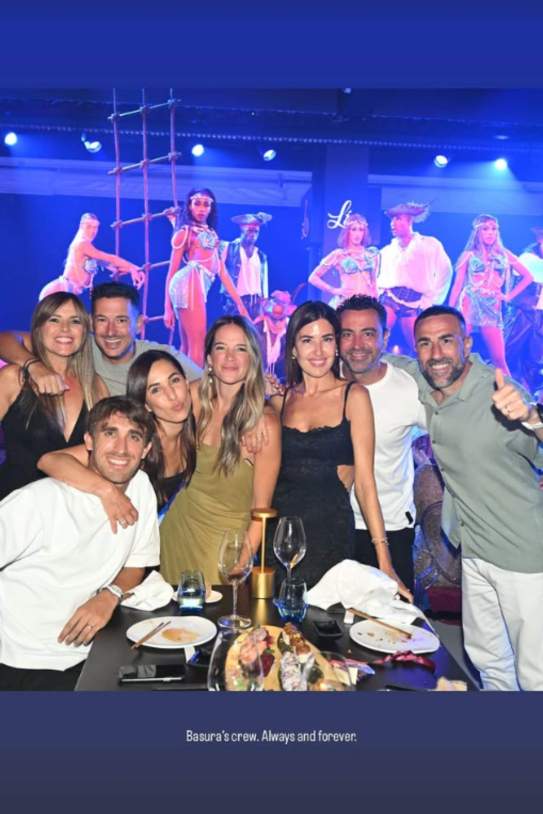 El grupo de amigos de Núria y Xavi / Instagram El grupo de amigos de Núria y Xavi / Instagram