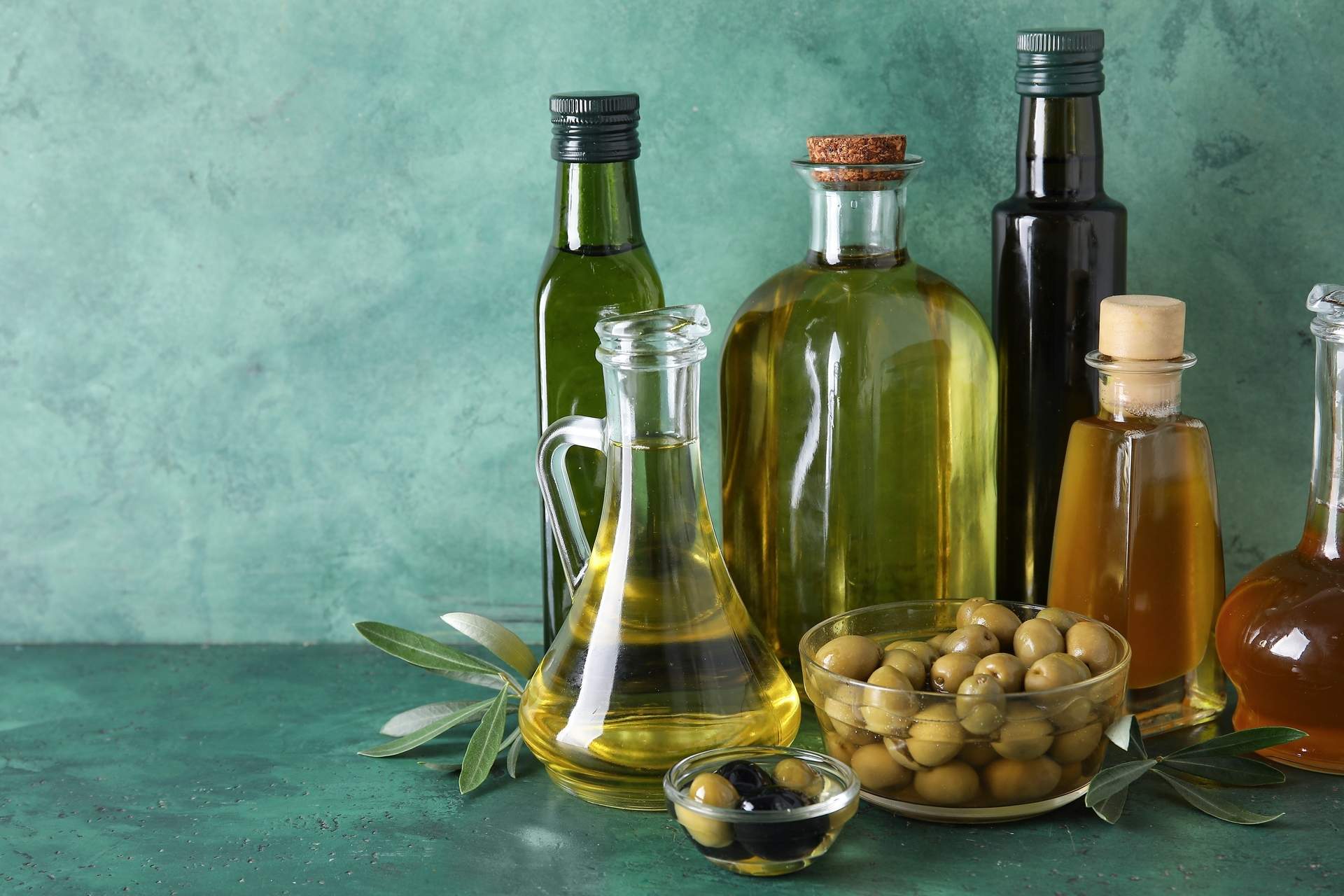 Mercadona lo pone difícil, pero este aceite andaluz a mitad de precio es todo un descubrimiento