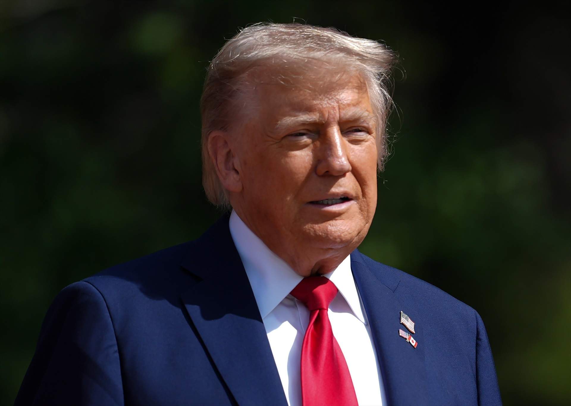 Trump no aclara si ha decidido atacar Irán: "Puede ser que lo haga, puede ser que no"