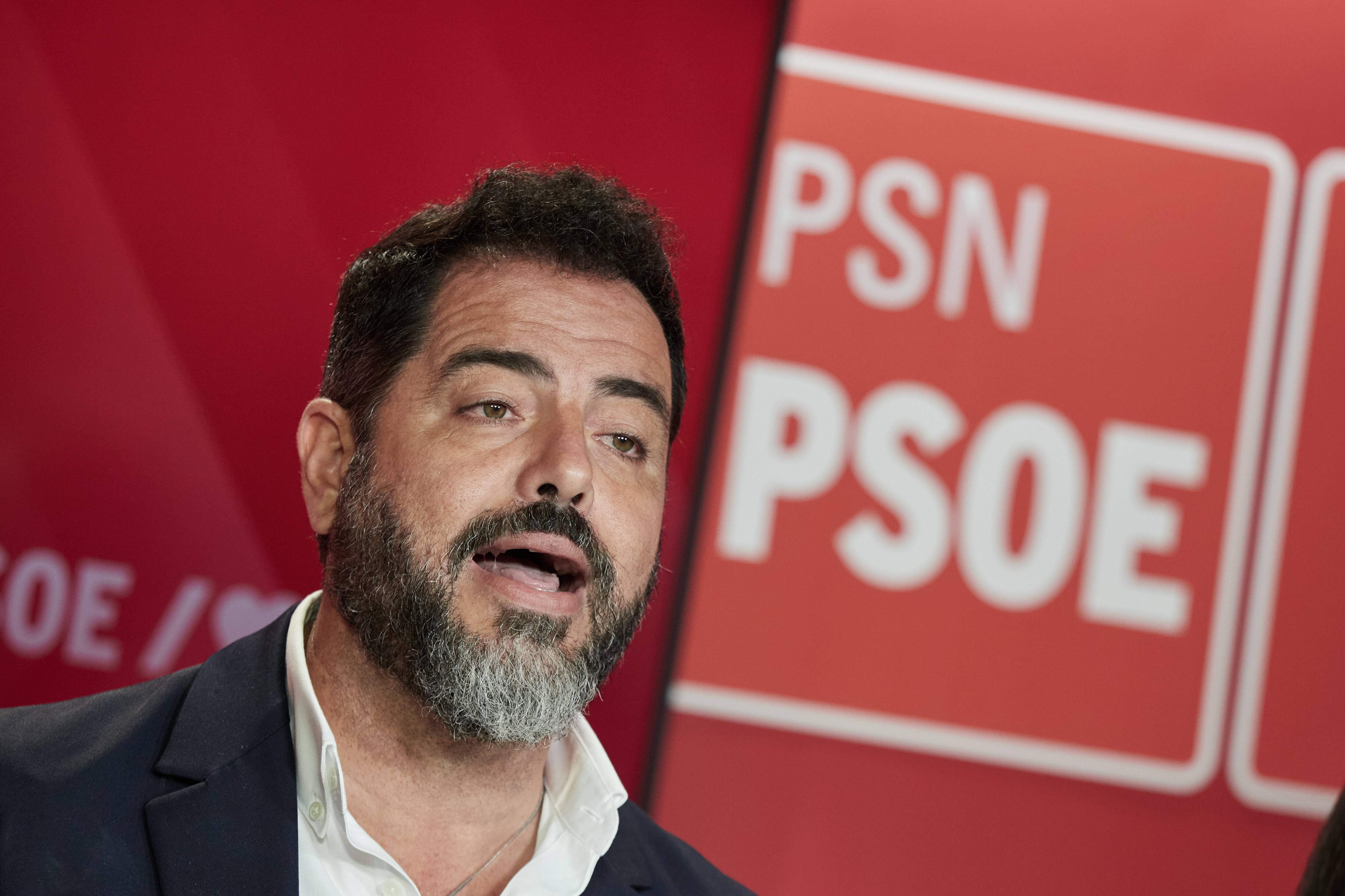 Dimiteix el número dos del PSOE de Navarra: la parella havia treballat a l'empresa vinculada a Cerdán