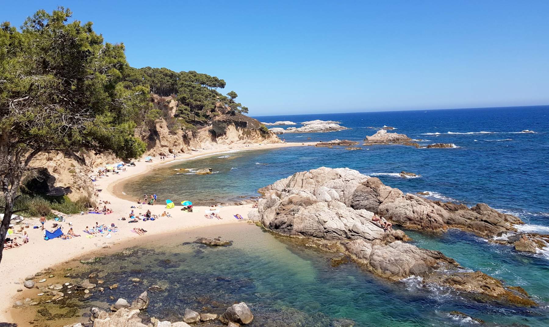 Estas son las 101 playas de Catalunya con bandera azul en 2026: el listado completo