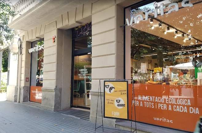 Veritas carrer Còrsega Veritas carrer Còrsega