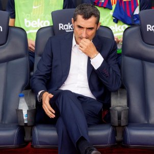 Valverde banqueta Barça Osca EFE