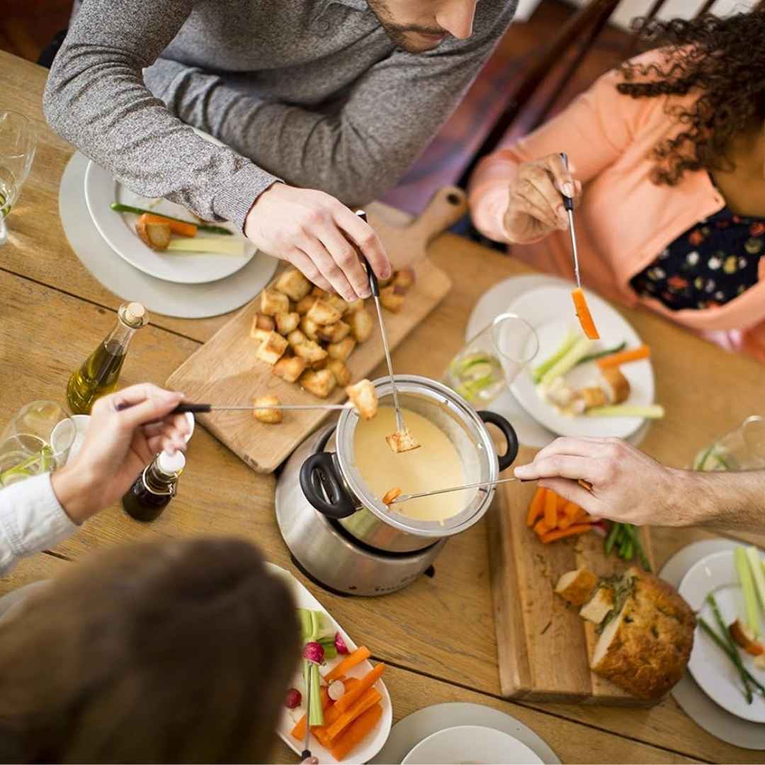 Desde que tengo esta fondue eléctrica, invitar amigos es el mejor plan de la semana