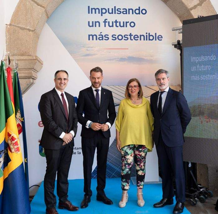 Cox arrenca a Extremadura el seu pla nacional de més de 200 comunitats energètiques