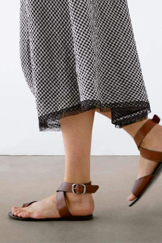 Vestit midi encaixi quadre vichy Vestit midi encaixi quadre vichy