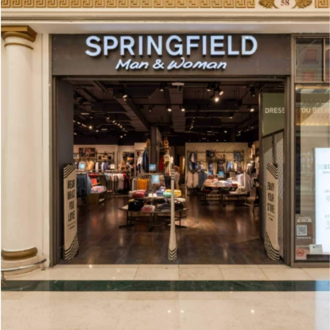 La peça ideal per al dia a dia: polo de SPRINGFIELD amb un 33% de descompte