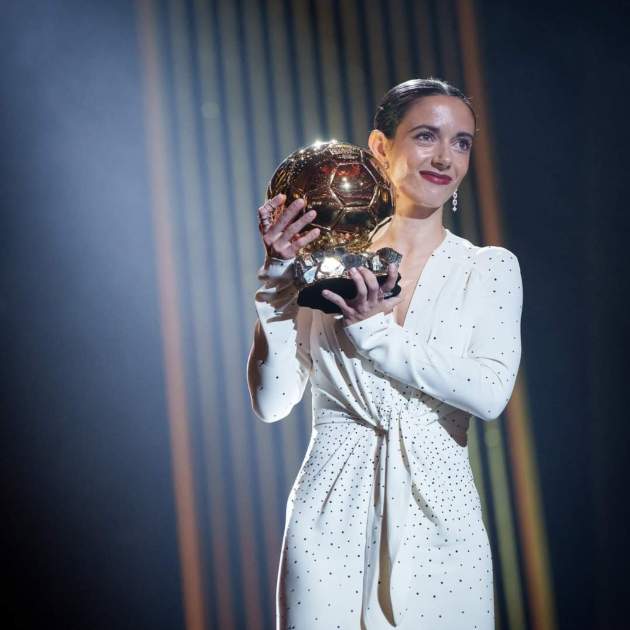 Aitana Bonmatí pilota d'or Instagram Aitana Bonmatí pilota d'or Instagram