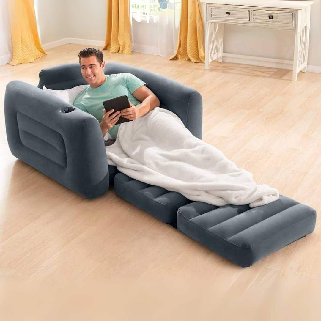 Ideal para visitas improvisadas (y para tu terraza): butaca cama inflable 2 en 1
