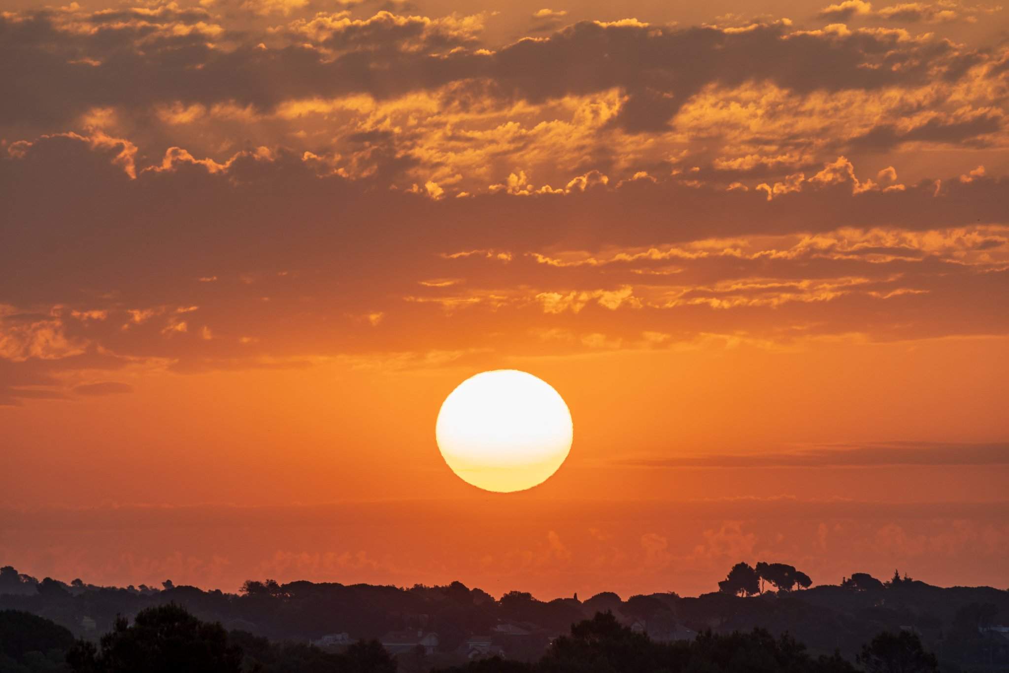 La calor bat rècords de juny a Catalunya i encara queda el pitjor amb una onada de calor