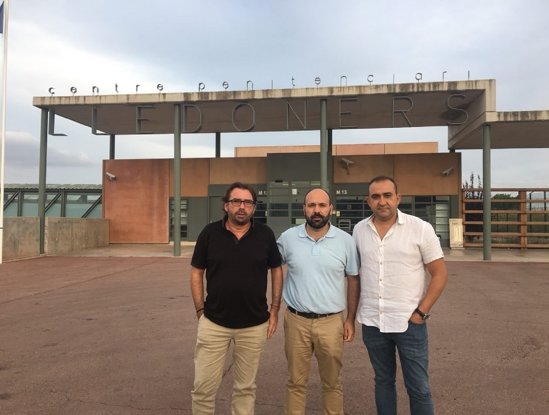 Pacheco y Ros visitan a Cuixart en la prisión de Lledoners