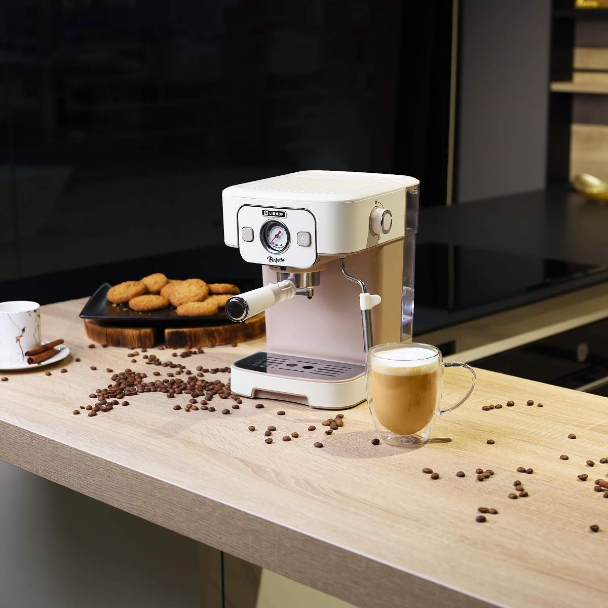 Aquesta cafetera vintage enamora, però la seva oferta encara més