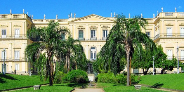 Museo Nacional UFRJ Halley Pacheco de Oliveira wikipedia