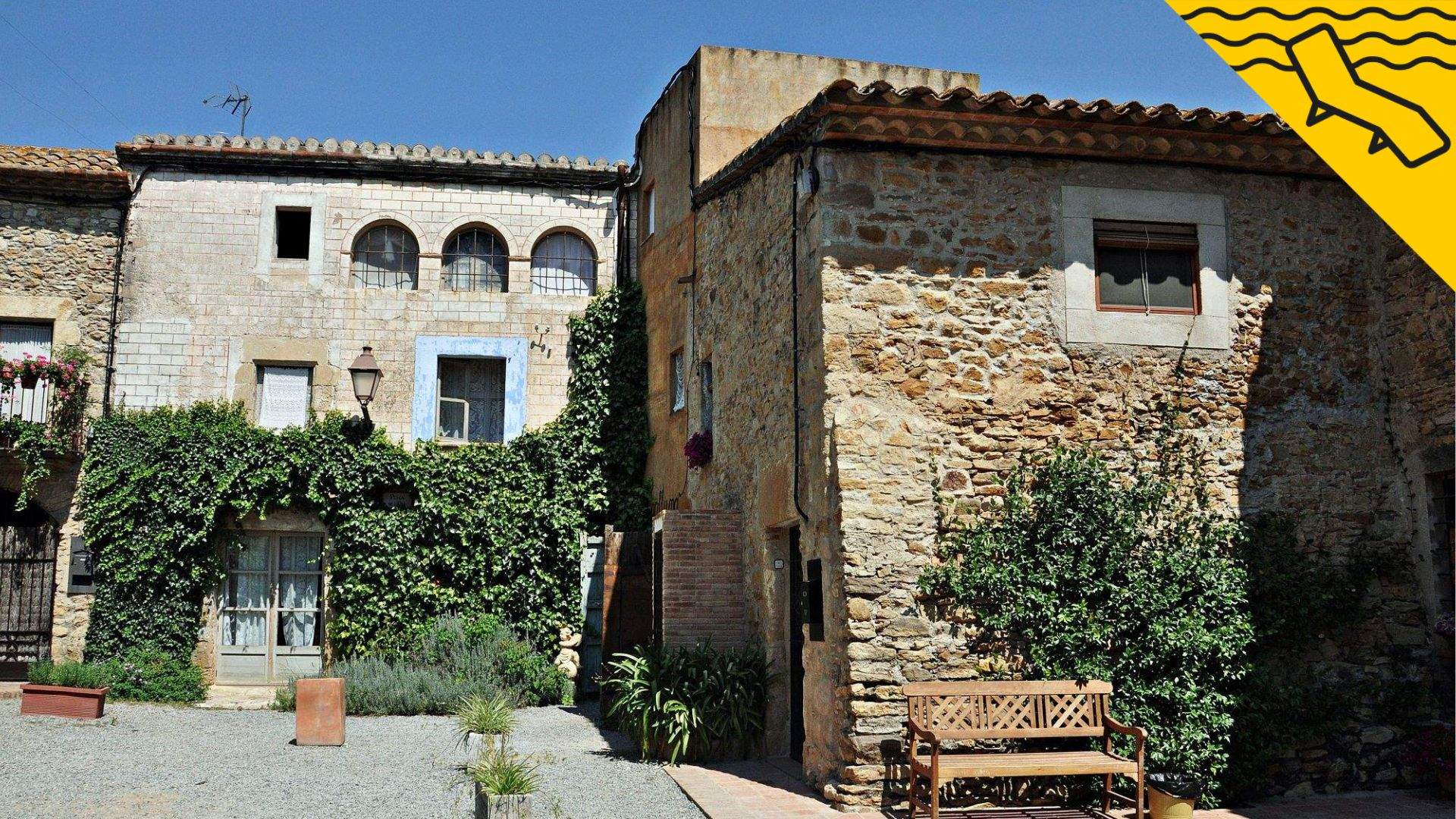 Este pueblo medieval catalán es uno de los más bonitos del mundo, según la revista Lonely Planet