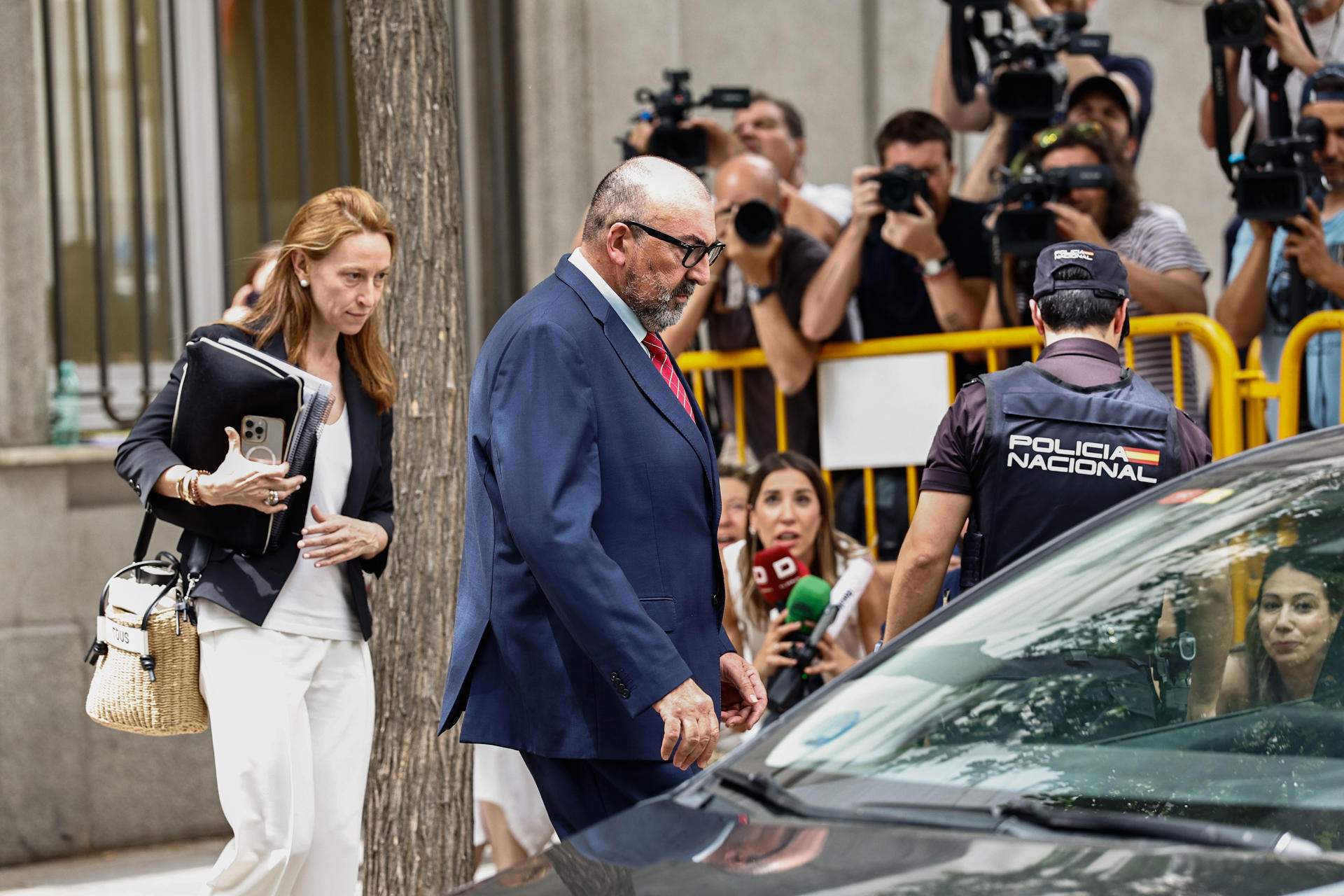 Koldo espiava càrrecs del PSOE per informar Santos Cerdán