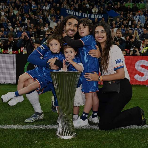 Família Cucurella   Instagram