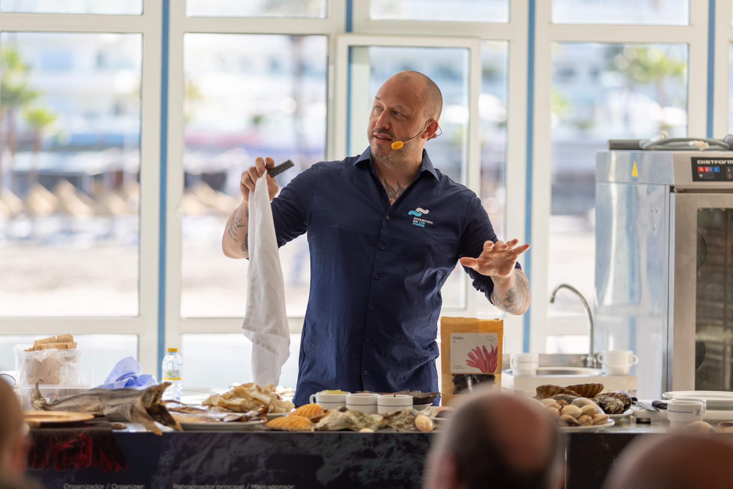 Ariel, chef: “No puedo hacer patatas fritas naturales porque la gente prefiere las congeladas”