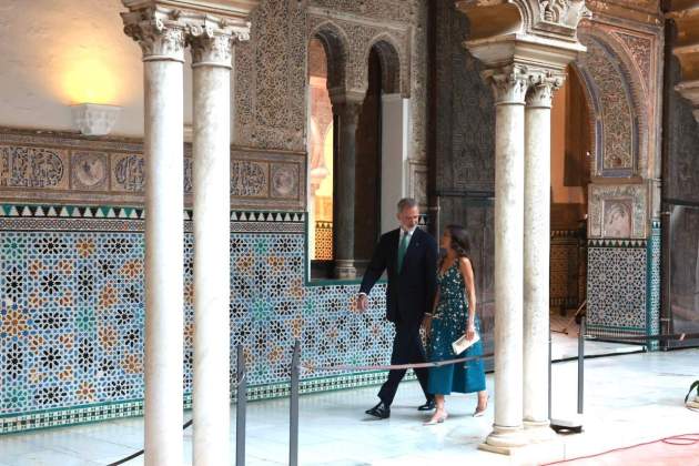 Felipe y Letizia Casa Real 2